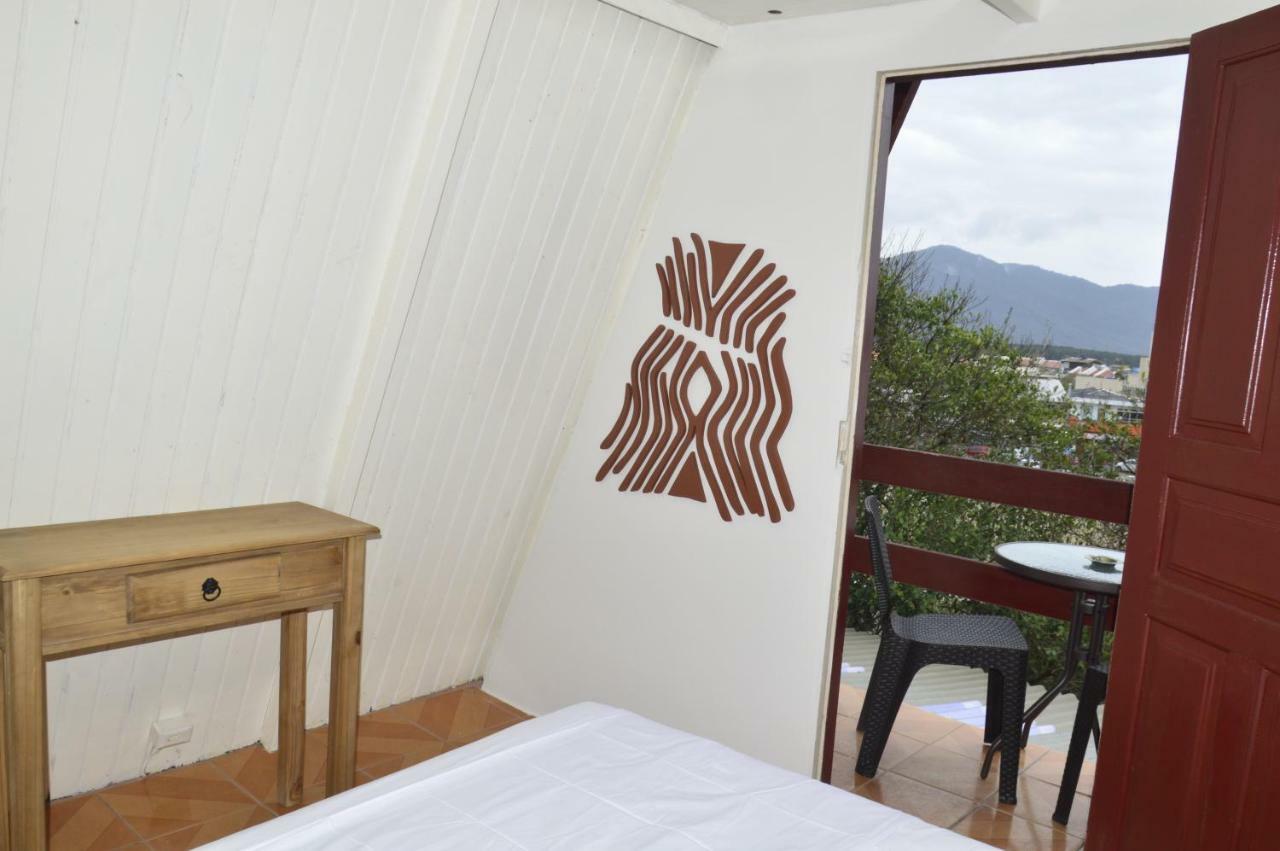 Floripa Backpackers Vandrarhem Florianópolis Exteriör bild